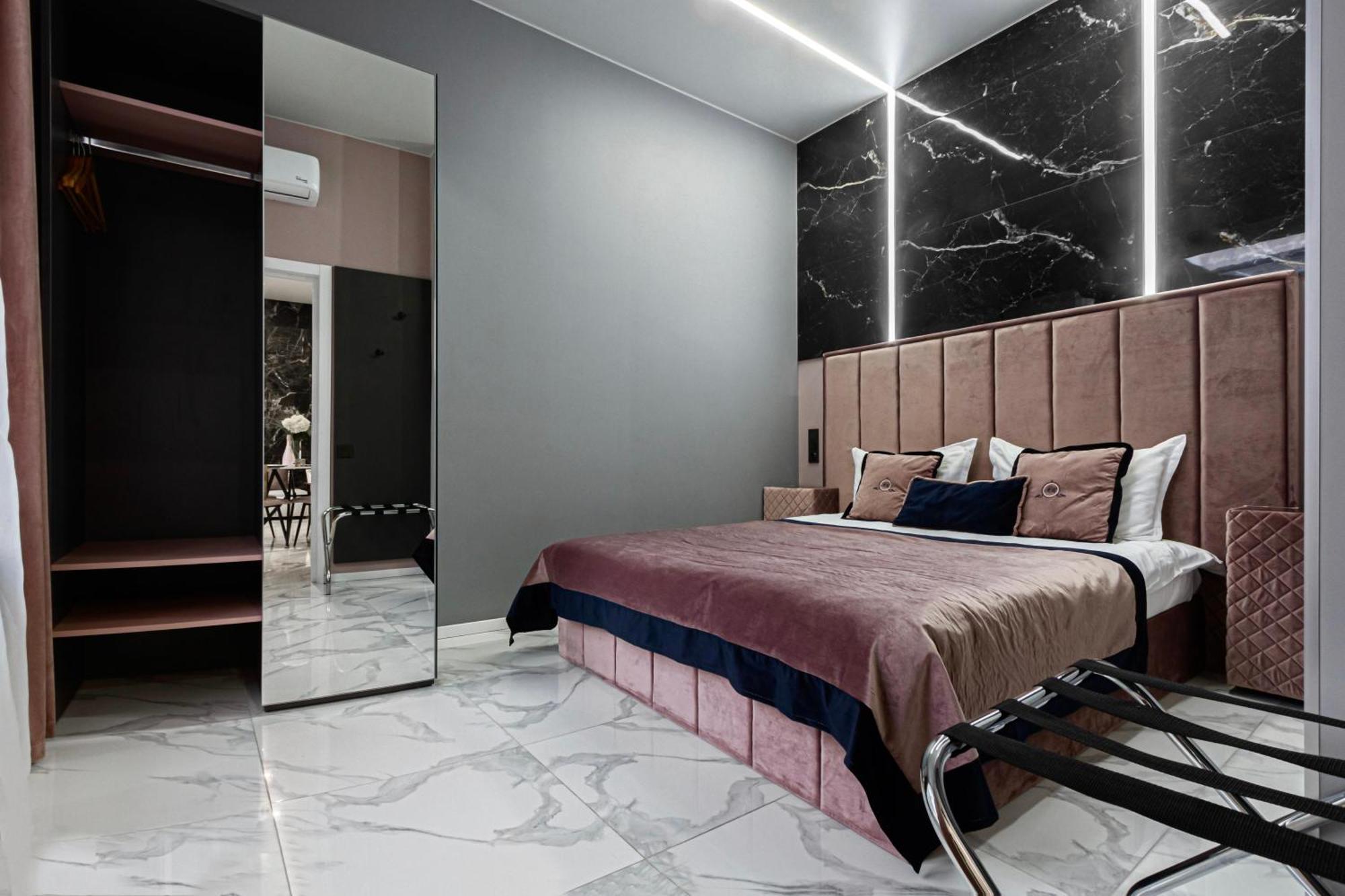 Family Residence Boutique Apartments Lviv Exterior foto